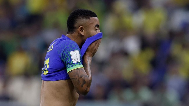 Kondisi Gabriel Jesus dikabarkan cedera parah dan butuh waktu panjang untuk bisa kembali pulih 100 persen usai mengalami cedera di Piala Dunia 2022.