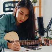 5 Hobi yang Bisa Berdampak Baik untuk Kesehatan Mental, Bikin Mood Naik!