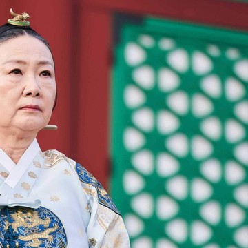 Transformasi Kim Hae Sook di Drama, Ibu Suri yang Bikin 'Naik Pitam' di Under The Queen's Umbrella