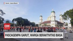 img-title VIDEO: Pascagempa Garut, Warga Beraktivitas Biasa