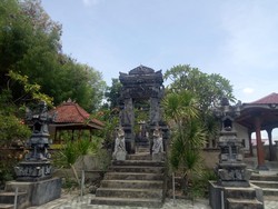 Pura Agung Giri Segara, Satu-satunya Pura di Puncak Bukit Labuan Bajo