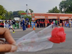 Ratusan Pelajar Pamekasan Ajak Hindari Pergaulan Bebas Peringati Hari AIDS