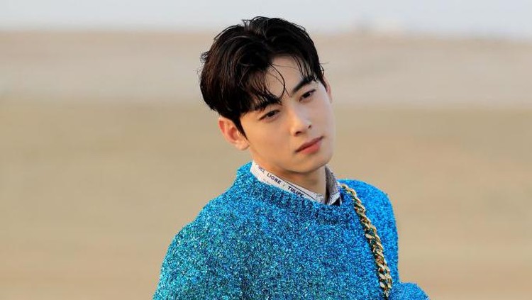 Cha Eun Woo dan Sehun menghadiri acara DIOR di Mesir