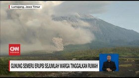 VIDEO: Gunung Semeru Erupsi, Warga Mulai Mengungsi