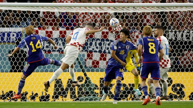 Pertandingan Jepang vs Kroasia pada 16 besar Piala Dunia 2022 di Stadion Al Janou imbang 1-1 memasuki menit ke-56 setelah Ivan Perisic mencetak gol cantik.