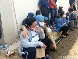 Kunjungan Jokowi Diwarnai Tangis Histeris Korban Gempa Cianjur