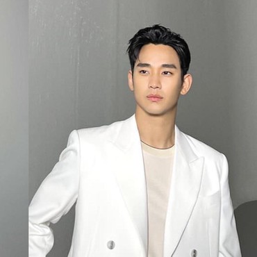 Kim Soo Hyun dan Kim Ji Won Bakal Jadi Pasutri dalam Drama Baru
