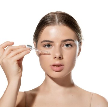 img-title 5 Langkah Rutinitas Skincare Simpel di Pagi Hari Supaya Kulit Tetap Glowing di Usia 30-an