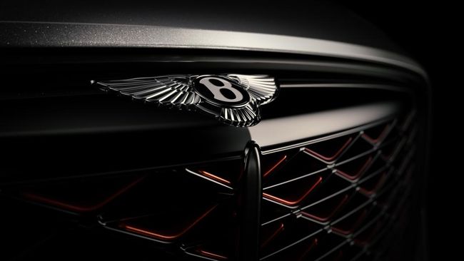 Beda dari kebanyakan merek mobil, logo Bentley tak berubah signifikan selama berpuluh-puluh tahun.