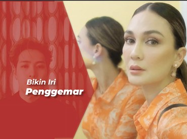 img-title Luna Maya Akrab Ngobrol & Peluk Jackson Wang, Didoakan Bertemu RM BTS