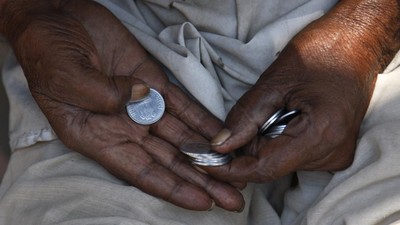 Dokter Angkat 187 Uang Koin dari Perut Pria 'Pemakan Receh' di India