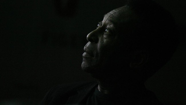 Pemilik nama lengkap Edson Arantes do Nascimento itu juga bangga atas pencapaian Maroko di Piala Dunia tahun ini.