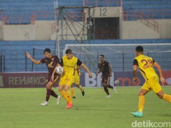 Persikabo 0-0 PSM di Babak Pertama, Laskar Padjajaran 2 Kartu Kuning