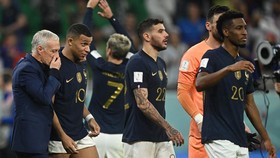 Suporter Maroko Minta 'Maskot Kutukan' Pakai Jersey Prancis