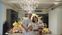 <p>Jessica Iskandar dan Vincent Verhaag menggelar syukuran rumah baru mereka di Bali. Uniknya, rumah pasangan yang satu ini sudah pakai teknologi canggih, Bunda. (Foto: YouTube Jessica iskandar)</p>