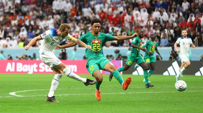 Timnas Inggris memimpin 2-0 atas Senegal hingga akhir babak pertama 16 besar Piala Dunia 2022 di Stadion Al Bayt, Al Khor, Senin (5/12) dini hari WIB.