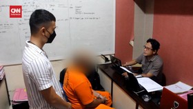 VIDEO: Polisi Ungkap Pelaku Belajar Racik Racun Sianida di Internet