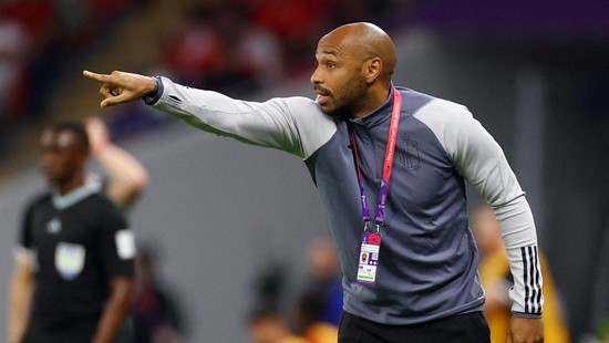 Soccer Football - FIFA World Cup Qatar 2022 - Group F - Belgium v Canada - Ahmad Bin Ali Stadium, Al Rayyan, Qatar - November 23, 2022 Belgium assistant coach Thierry Henry REUTERS/Kai Pfaffenbach