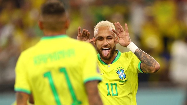 Kroasia akan berhadapan dengan Brasil di perempatfinal Piala Dunia 2022 pada Jumat (9/12) malam. Berikut 5 duel kunci Kroasia vs Brasil di Piala Dunia 2022.