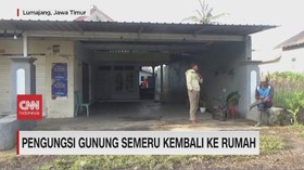 VIDEO: Pengungsi Gunung Semeru Kembali ke Rumah