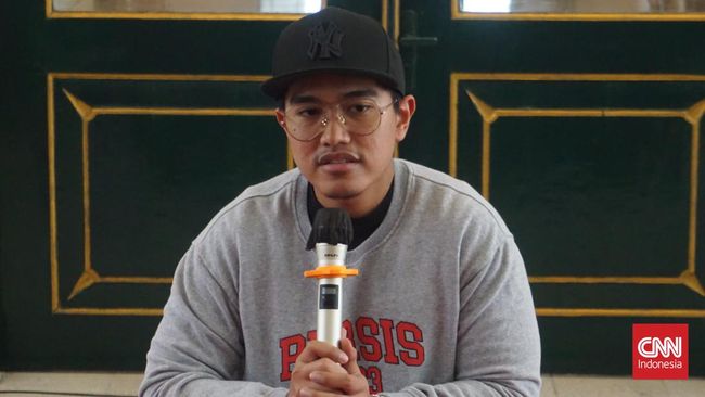 Kaesang Pangarep berkelakar soal alasan memberikan uang tunai senilai Rp300 ribu sebagai maskawin pernikahannya dengan Erina Gudono.