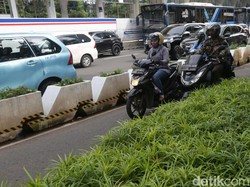 Ojol Tendang Pesepeda di Jalur Sepeda, Gerindra DKI Minta Perketat Pengawasan