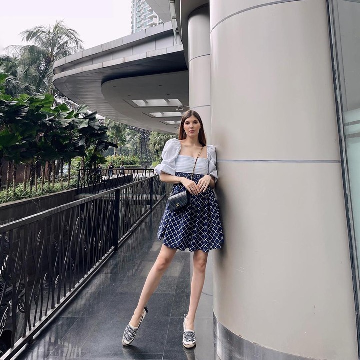 <p>Pada awalnya Mikaila dan Fardhan memutuskan untuk merahasiakan kehamilan kedua ini, tapi sang putra memaksa mereka untuk segera mengumumkannya. Ace bahkan memohon kepada Mikaila dan Fardhan untuk segera mengumumkannya. “Ace tidak bisa merahasiakannya lagi, jadi dia memohon agar kami mengumumkan ini,” ucap Mikaila. Foto: Instagram @mikailapatritz</p>