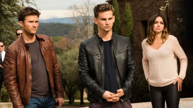 Jadwal Bioskop Trans TV hari ini (15 November) Overdrive. Berikut sinopsis Overdrive dibintangi Scott Eastwood dan Freddie Thorp.