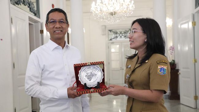 Jakarta Bersiap Selenggarakan MGMAC 2023 Heru Budi menginstruksikan seluruh OPD Pemprov DKI untuk bersiap mendukung peran Jakarta sebagai tuan rumah MGMAC 2023, juga keketuaan Indonesia dalam ASEAN.