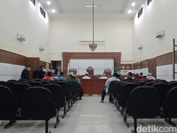 2 Pimpinan Khilafatul Muslimin Jateng dan Klaten Dituntut 7-10 Bulan Bui