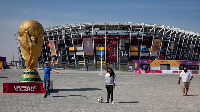 Stadion 974 di Kota Doha dibongkar setelah pertandingan Brasil vs Korea Selatan di babak 16 besar Piala Dunia 2022, Selasa (6/12) dini hari WIB.
