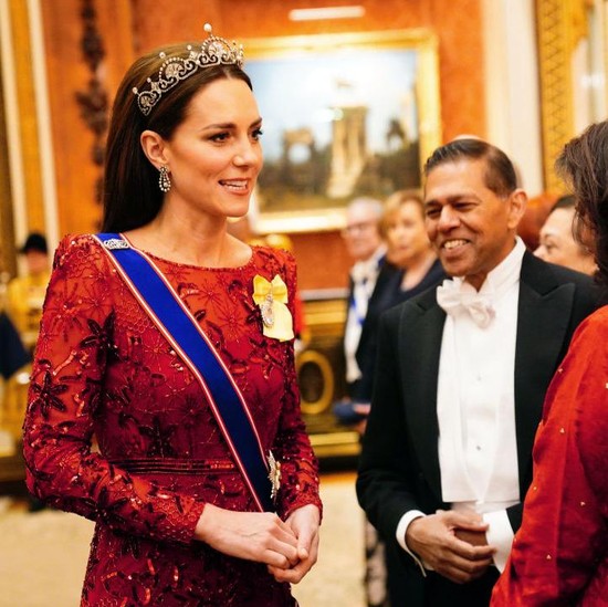Fakta Unik Tiara Lotus Flower yang Dipakai Kate Middleton! Ternyata Ini Sosok Pemilik Aslinya