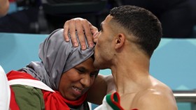 Pelatih Maroko: Ibu Cahaya Hidup Kami