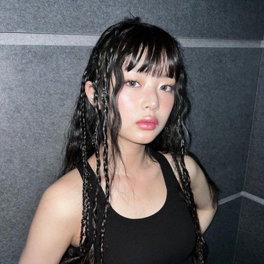 Hanni NewJeans Kena Kontrversi Politik, Ada Apa?