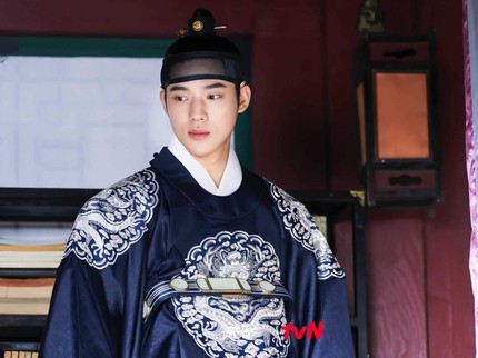 11 Film dan Drama Korea Moon Sang Min Terbaik dengan Rating Tinggi