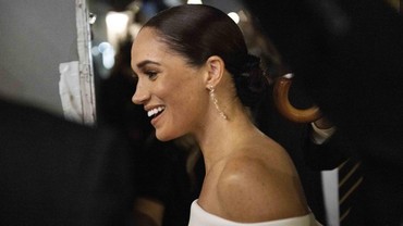 img-title Meghan Markle Diam-diam Hadiri Acara Penobatan Raja Charles III?