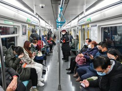 Kasus COVID Diprediksi Capai 65 Juta Per Minggu, China Ketar-Ketir Bikin Vaksin