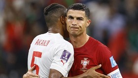 FOTO: Ronaldo Cemberut Jadi Cadangan