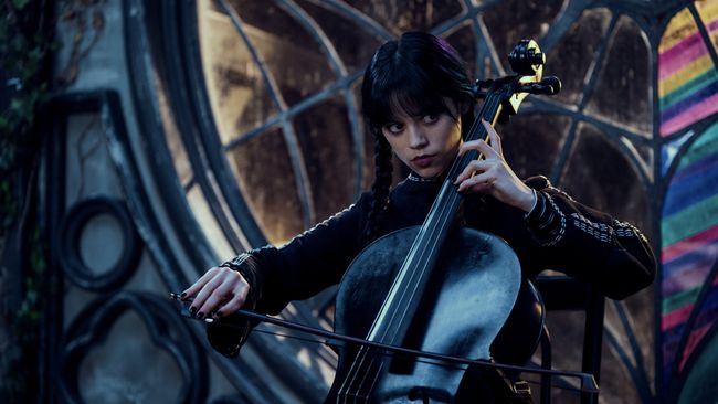 Jenna Ortega memberikan kabar terbaru mengenai progres serial Wednesday season 2 yang disebut bakal lebih condong ke genre horor.