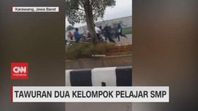 VIDEO: Tawuran Dua Kelompok Pelajar SMP