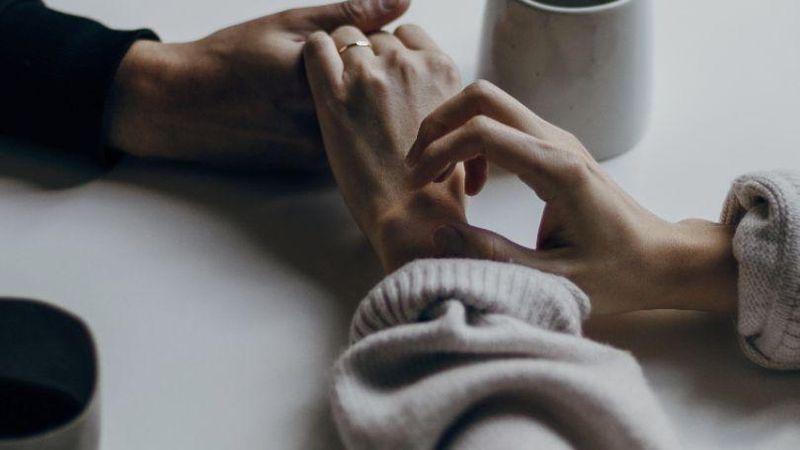 Support System merupakan sekelompok orang yang memberikan bantuan emosional, fisik, atau keuangan
