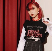 Deretan Gaya Stand Out Isyana Sarasvati dengan Black Outfit, Mudah Ditiru dan Misterius!