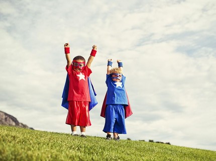 5 Bahaya Anak di Bawah 6 Tahun Menonton Film Superhero, Jarang Disadari Orang Tua