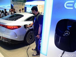 Dijual Rp 2 Miliaran, Mobil Listrik Mercedes-Benz Mulai Dibeli Kementerian