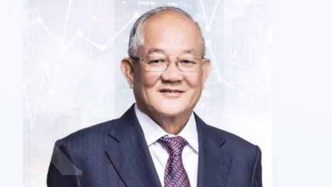 Low Tuck Kwong menjadi orang terkaya nomor 2 di RI dengan total kekayaan Rp189,06 triliun. Berikut profilnya.