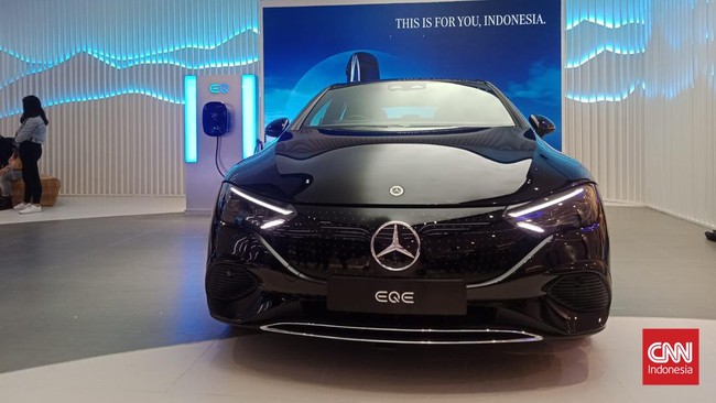 Mercedes-Benz meminta pemerintah memperluas kriteria mobil listrik penerima insentif hingga puluhan juta rupiah.