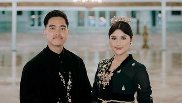 Baliho Unik Ucapan Selamat Nikah untuk Kaesang & Erina yang Curi Perhatian