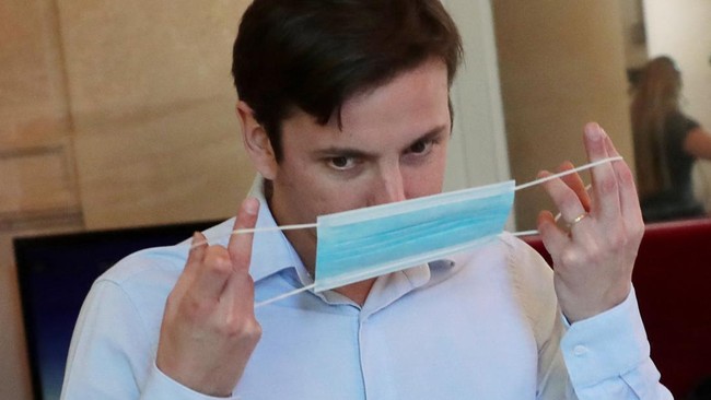 Anggota Parlemen Prancis, Aurelien Tache, dicemooh politikus karena menyebut 'Masya Allah' di akun Twitternya usai kemenangan Maroko atas Spanyol.
