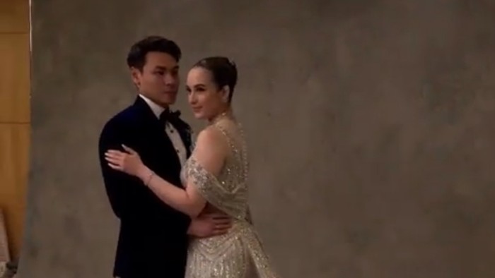 Resepsi Chelsea Islan dan Rob Clinton