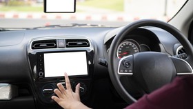Mengenal Apa Itu Android Auto, Fungsi, dan Cara Menggunakannya